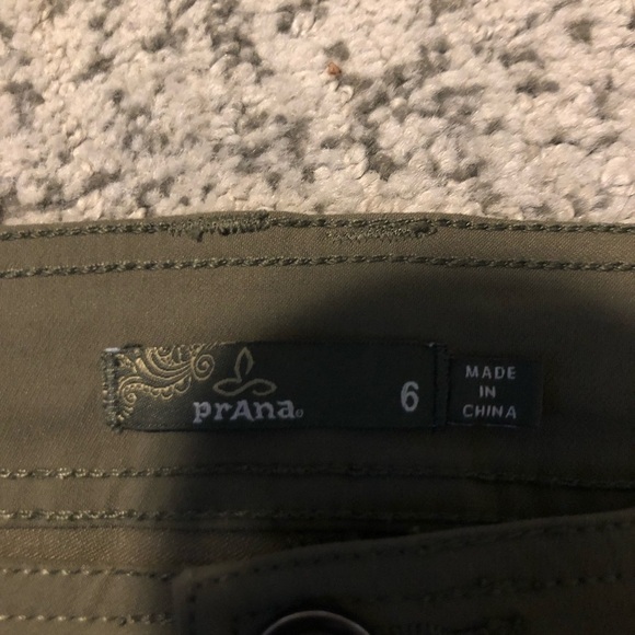 Prana Green Cargo Shorts Size 6 - Picture 6 of 10